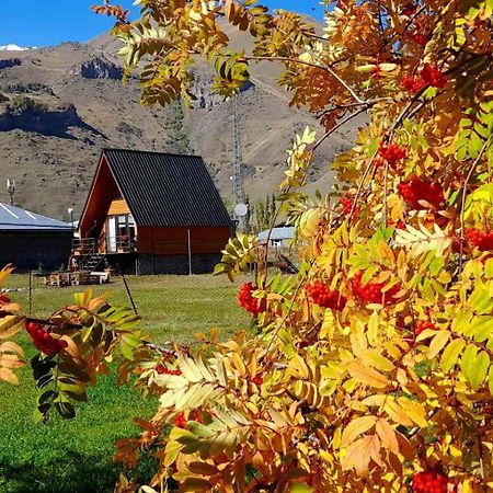 Thomas' Hut Leilighet Kazbegi Eksteriør bilde